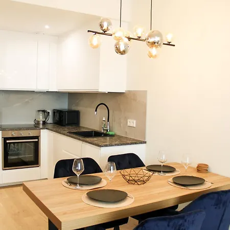 Skyresidence Luxury With & Garden View Tallin